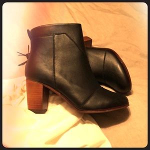 Toms ankle boots